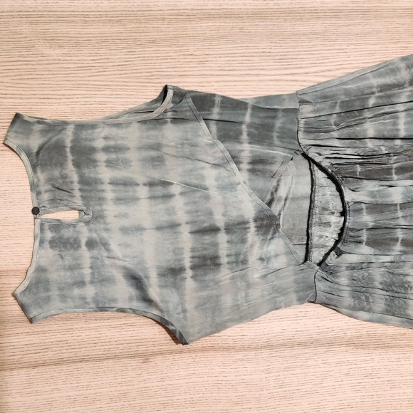 NEUW Maxi Dress Size 6 Gray Shibori Tie Dye Sleeveless Cut Out Pleated Festival - Picture 8 of 16